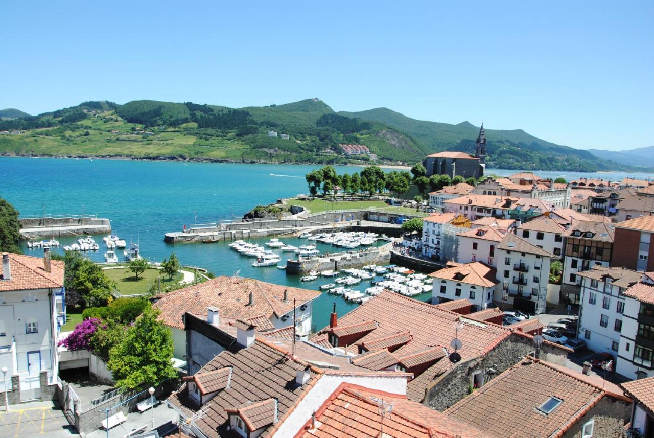 Piso Turistico Mundaka Con Opcion A Garajeアパートメント エクステリア 写真